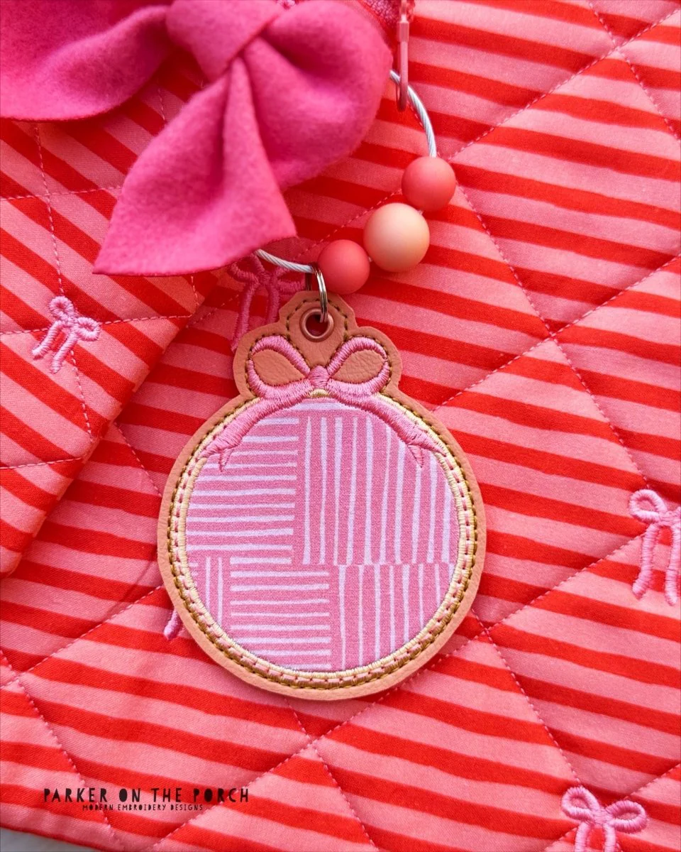 Applique Bow Bag Tag – Digital Embroidery Pattern Download