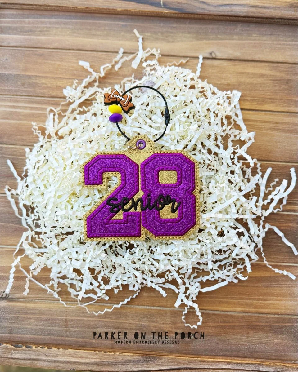 Bag Tag- Senior 28' - Digital Embroidery Pattern Download