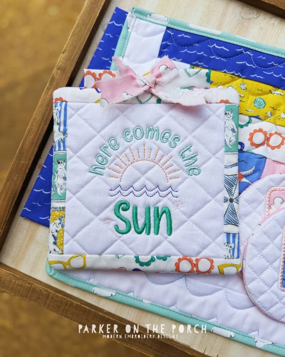 Digital Download -Here Comes the Sun Mini Quilt ( SQUARE Single Stand )
