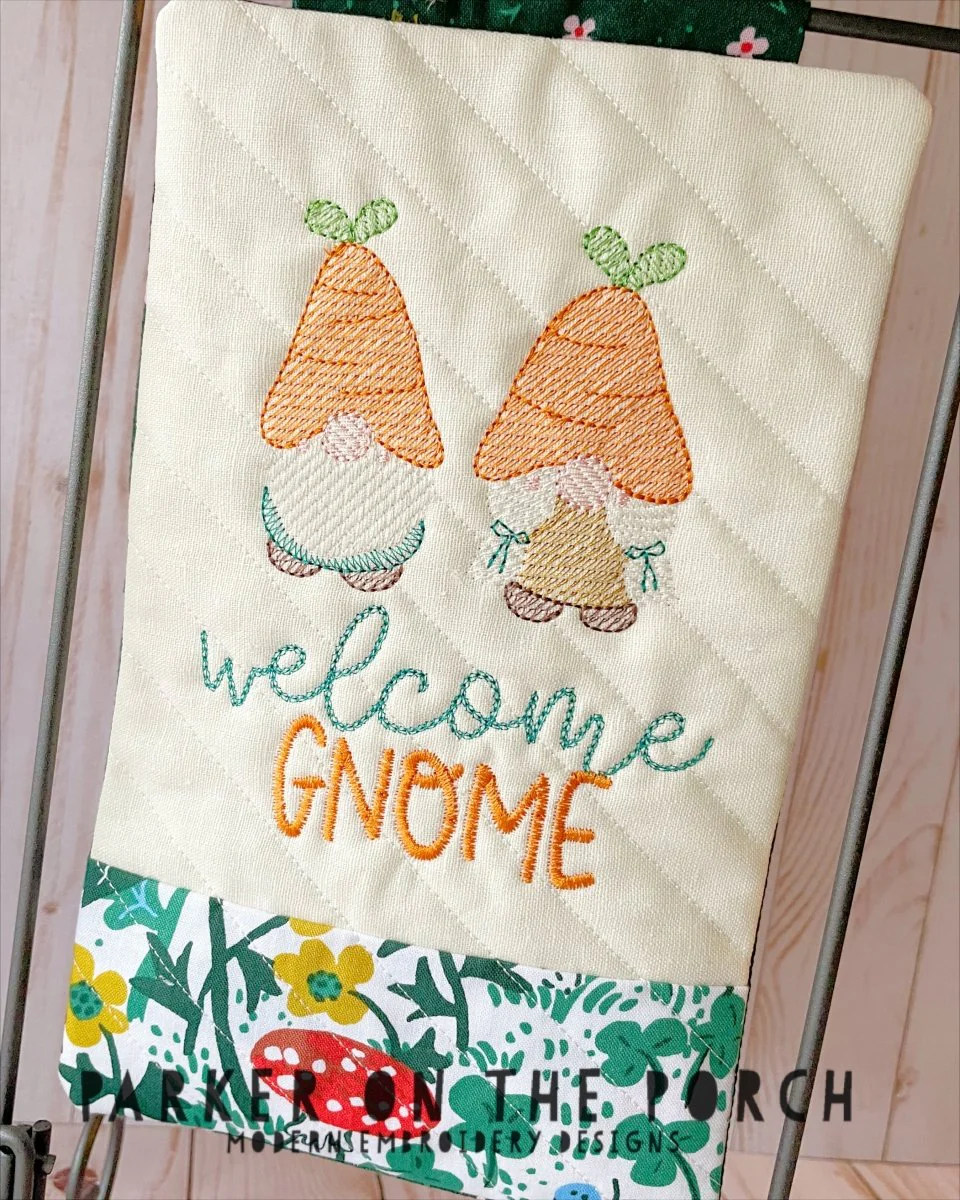Digital Download - Mini Quilt ( Single Stand ) Welcome Gnome