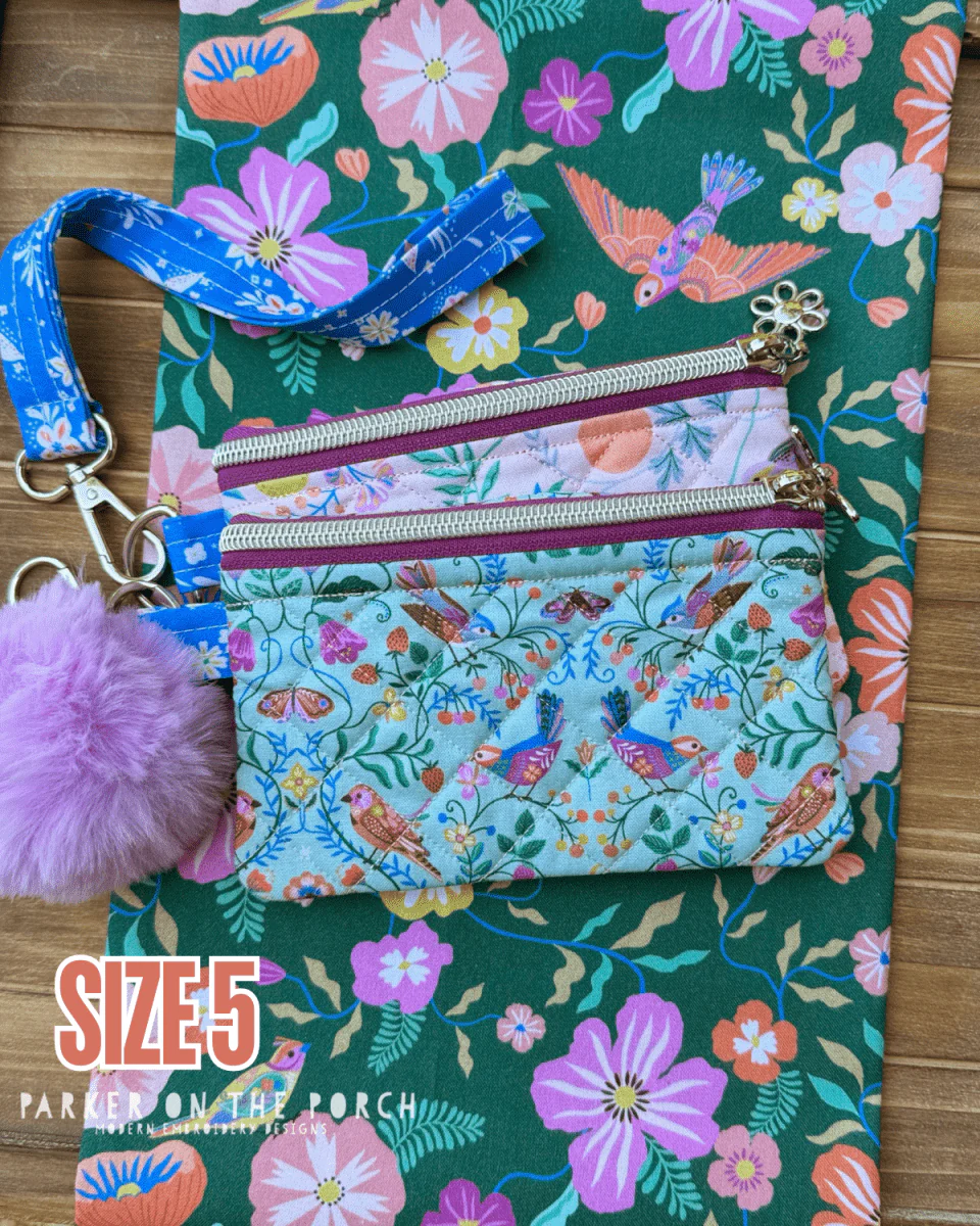 Digital Download - Zipper Size 4.5 or 5 - Quilted Wristlet Zipper Bag
