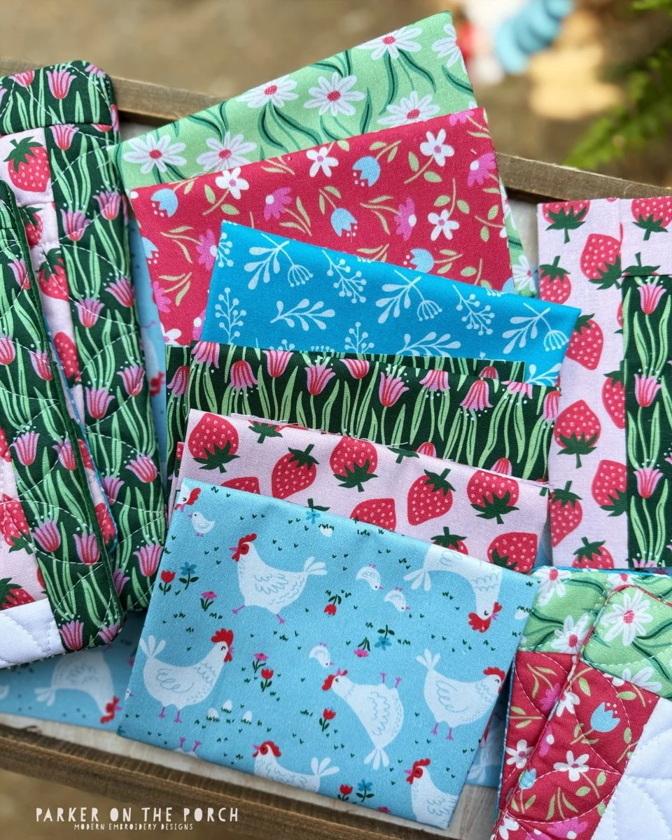 Fat Quarter Fabric Bundle - Spring Strawberries - Felicity Fabrics