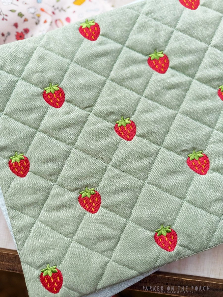 Quilted Strawberry Placemats – Digital Embroidery Pattern Download - Image 3